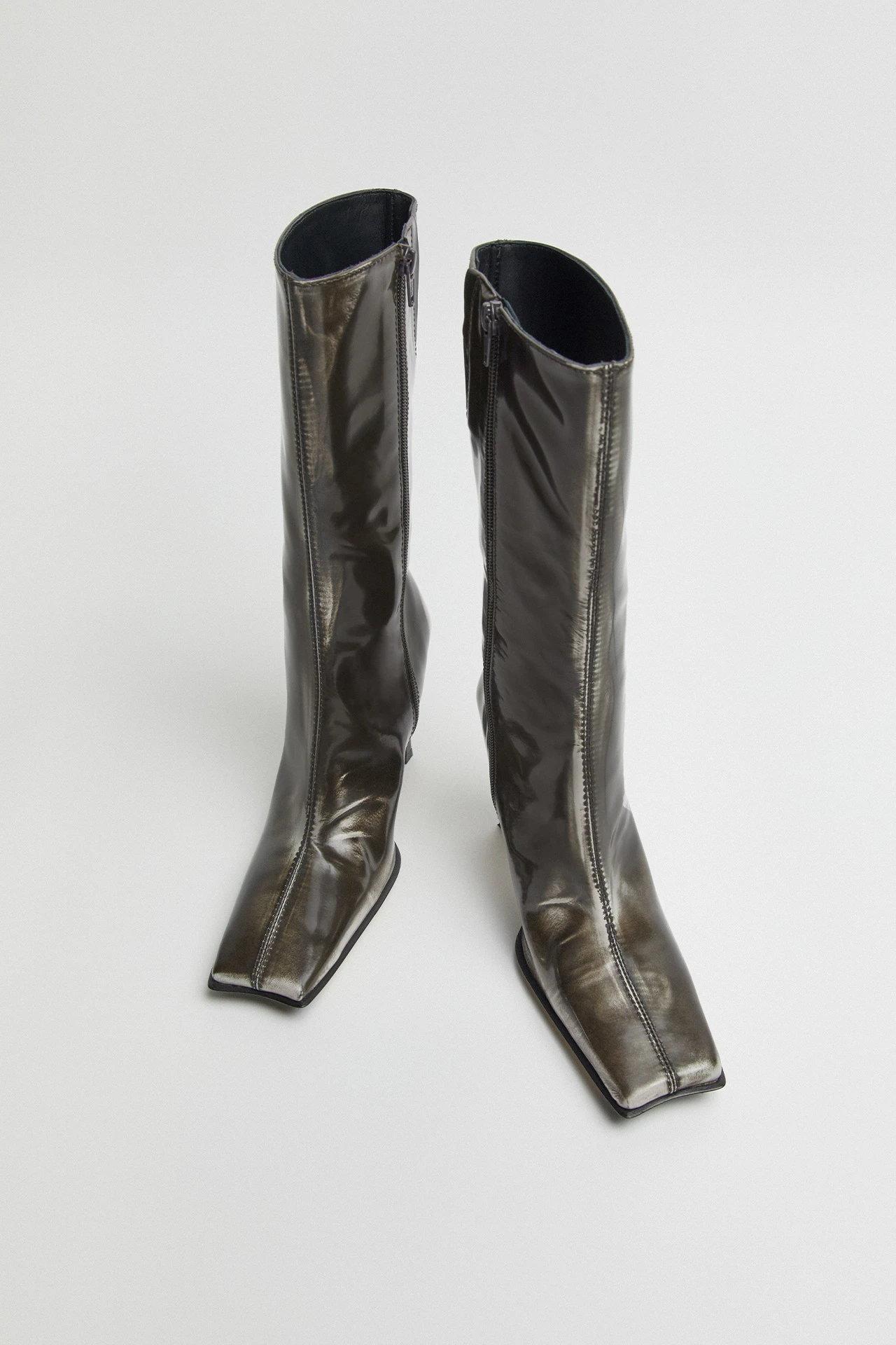 Miista-noor-grey-boots-04