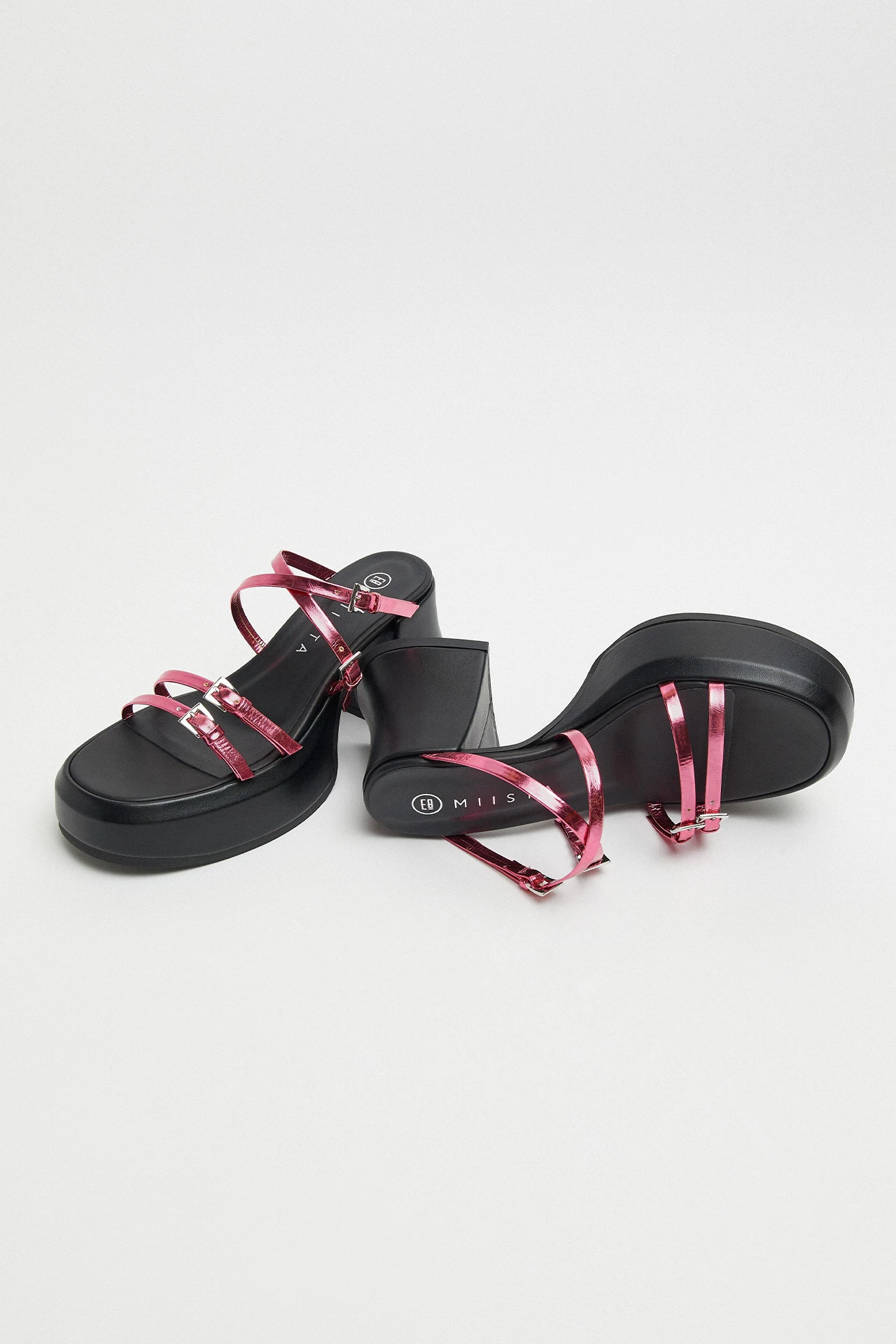 E8-Nara-Pink-Metallic-Sandal-02