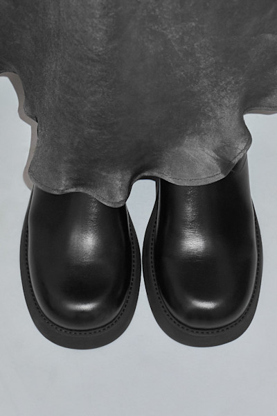 oliana black leather boots