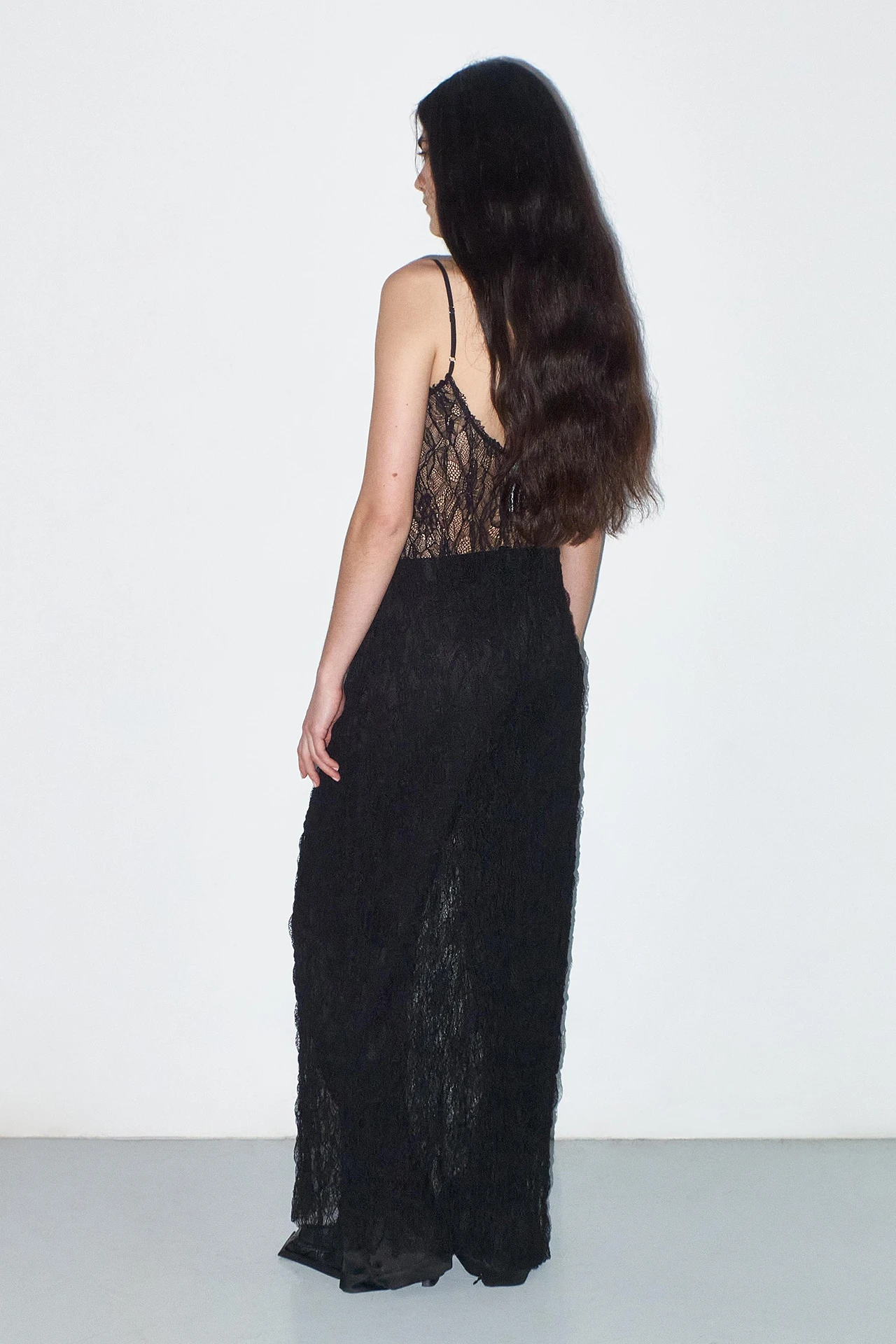 EC-Miista-giulia-black-long-dress-03