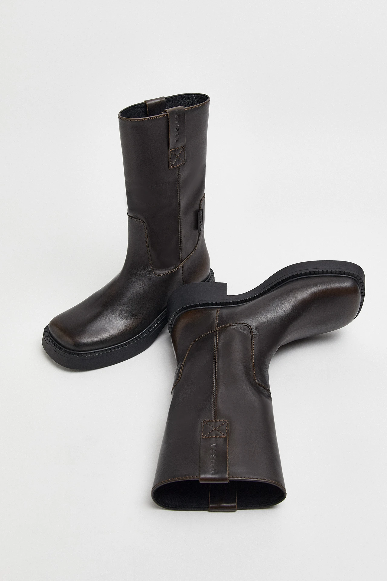 e8-Aron-New-Brown-Ankle-Boots-03