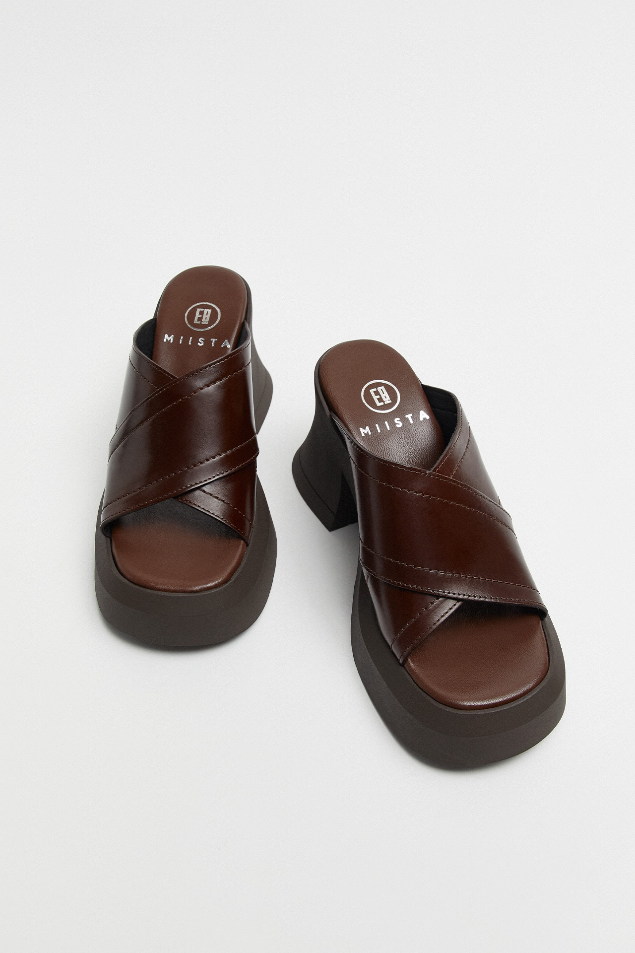 サンダル・ミュール MIISTA Women Sandals E8 3708 BROWN Brown Tabora Navy Brown Sandals | Miista