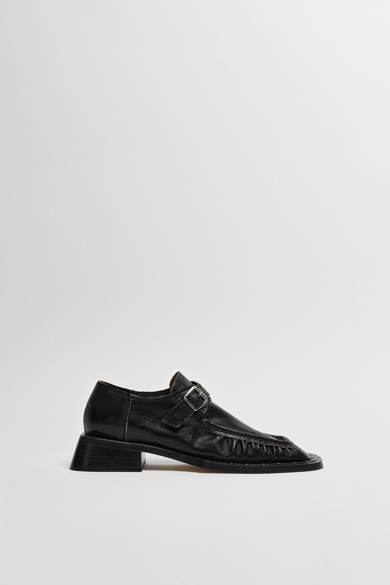 Miista-tiana-black-loafers-01