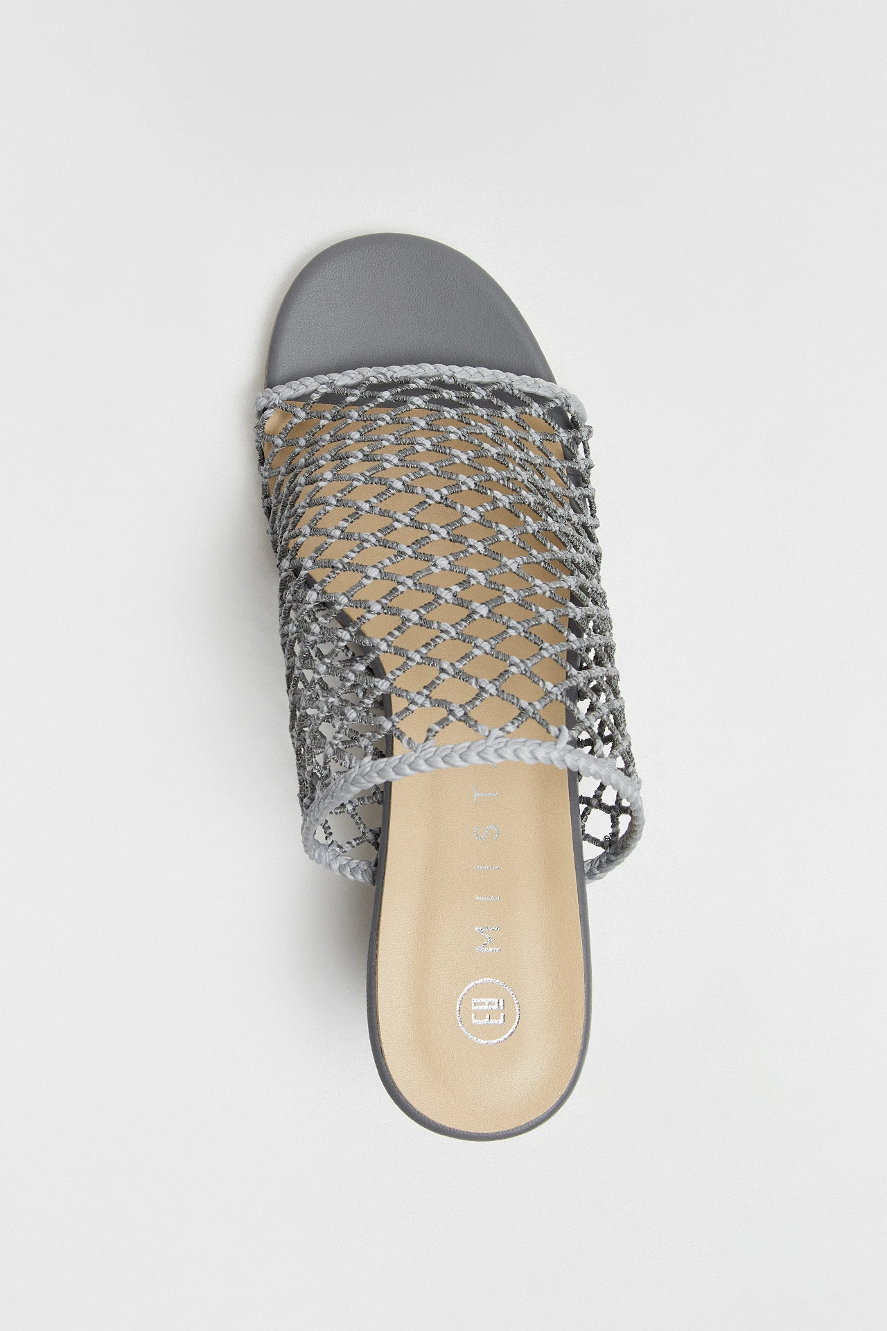 E8-Marilia-Grey-Sandal-03