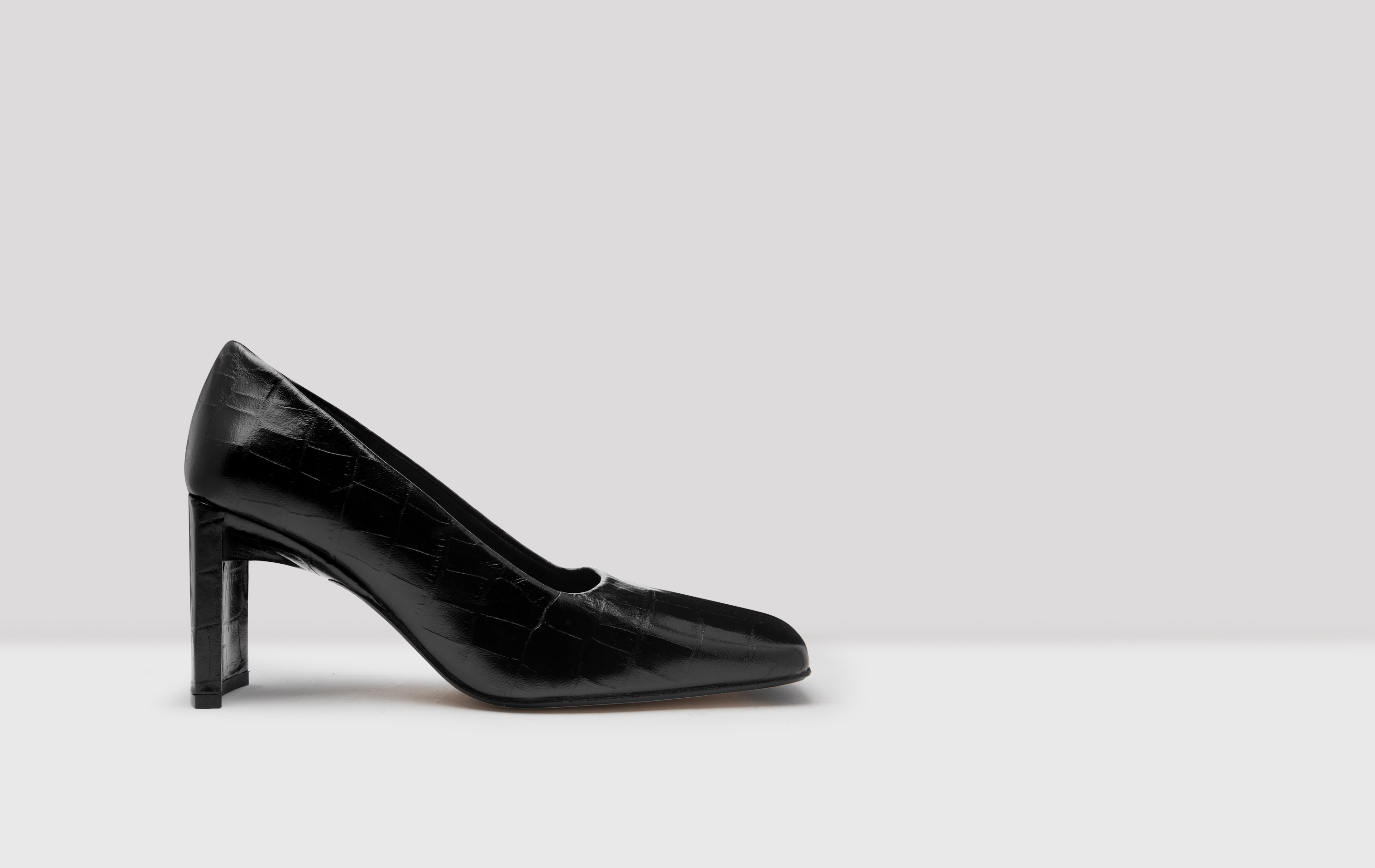 black croc heels