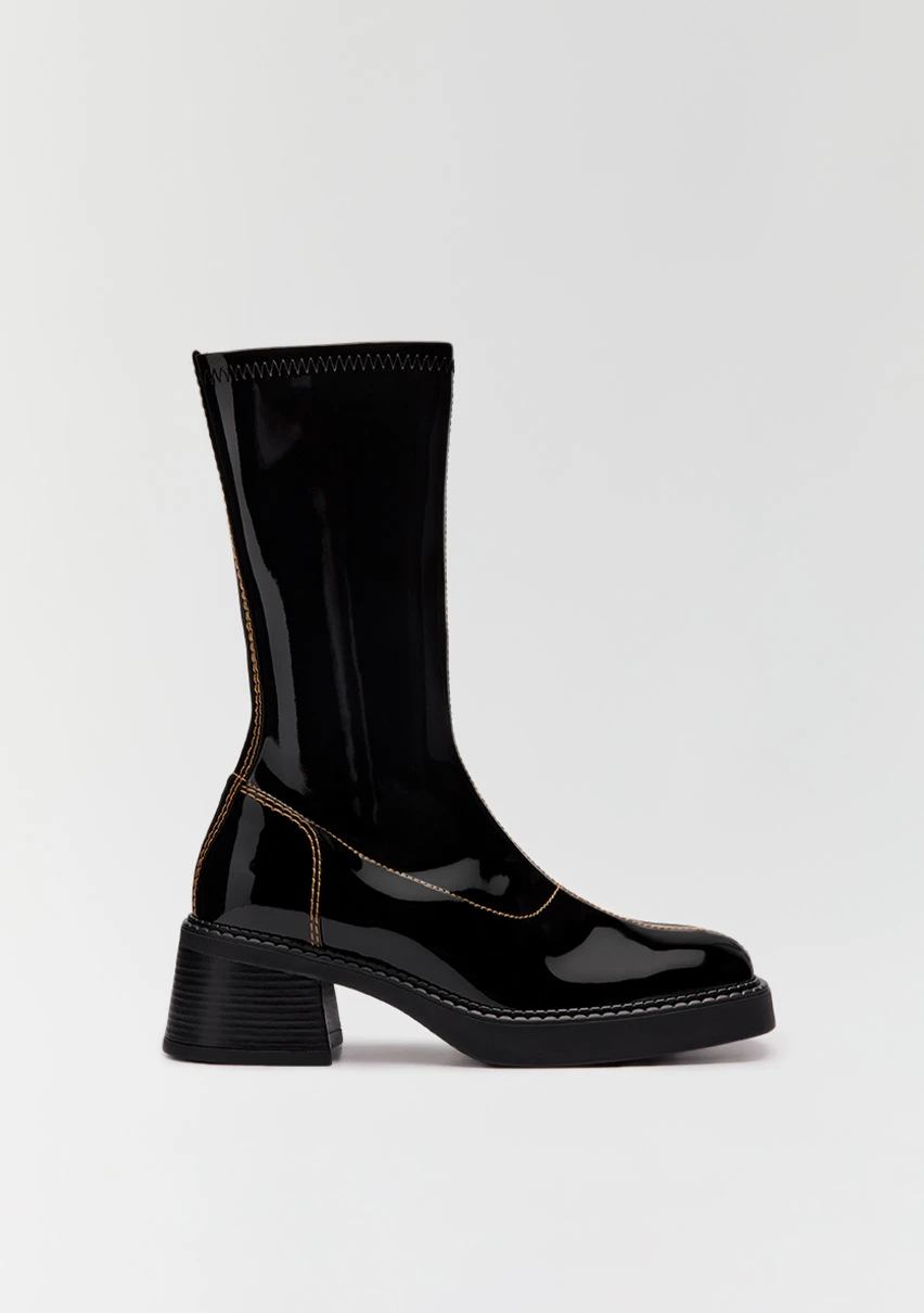 e8-vero-black-boots-CP-1