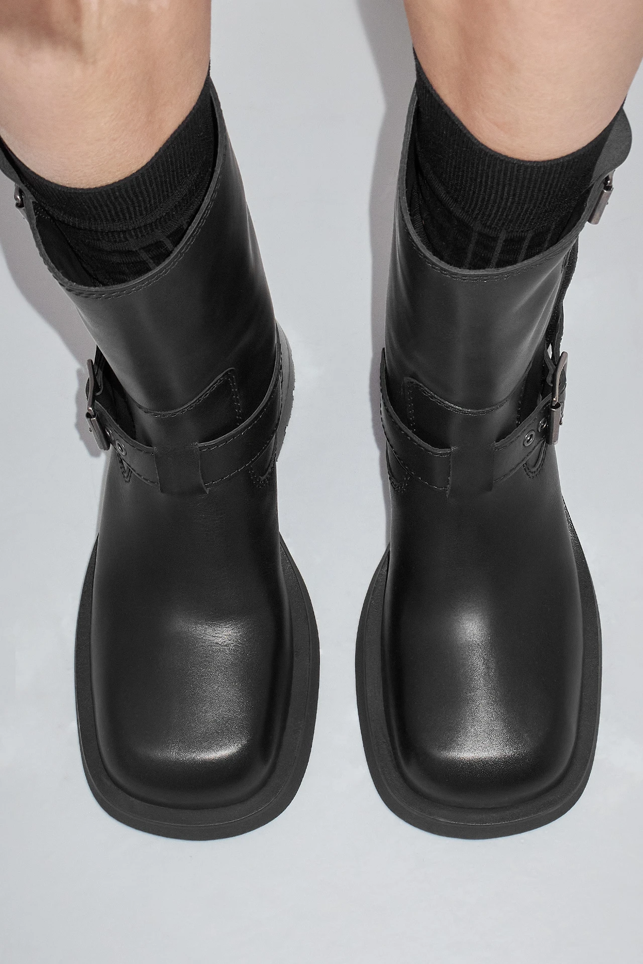 ec-e8-Renate-New-Black-Buckled-Ankle-Boots-02