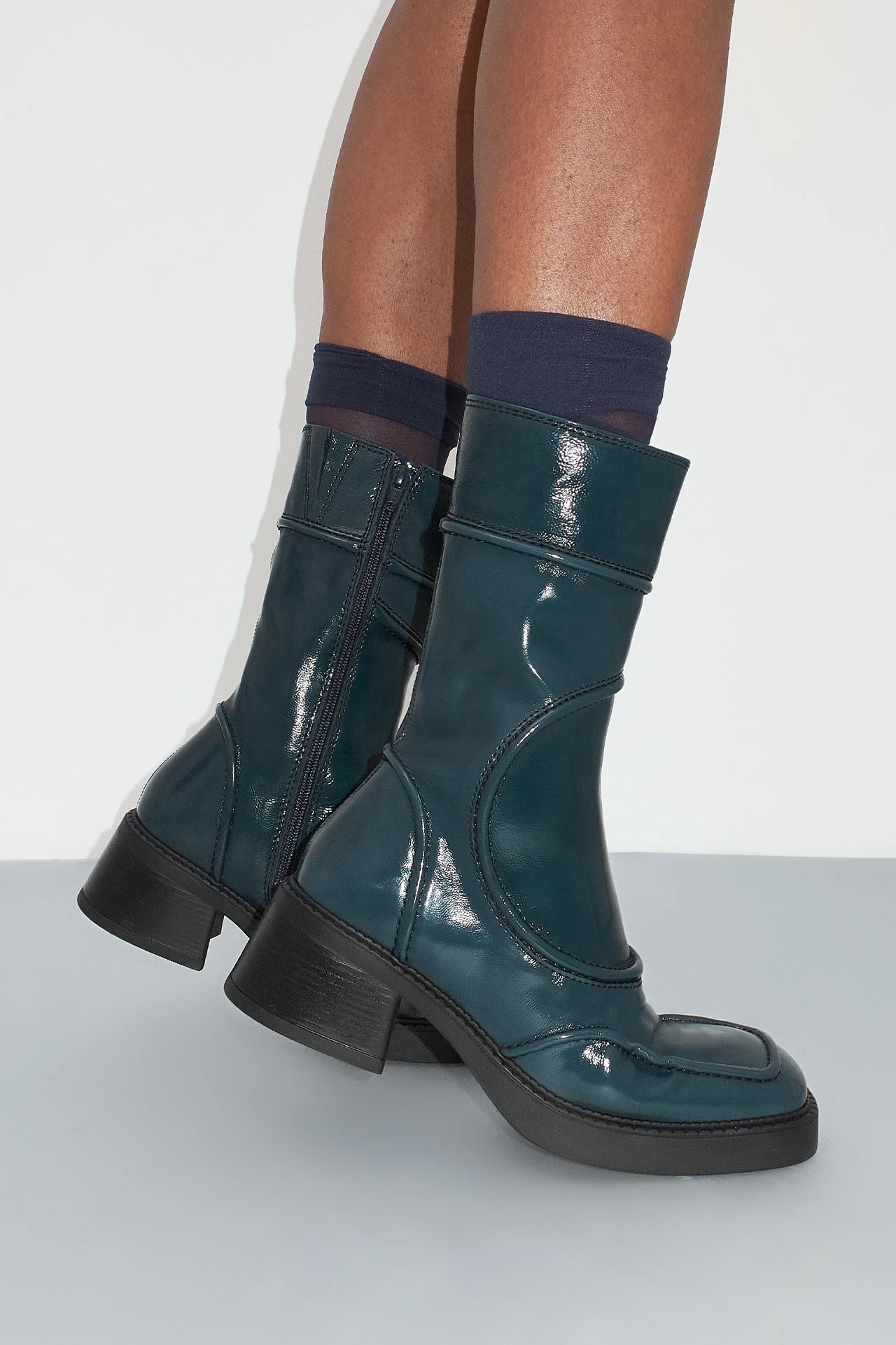 ec-e8-Malene-Navy-Ankle-Boots-06