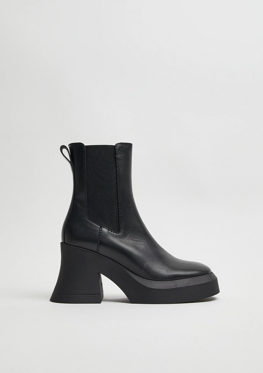 E8-analu-black-ankle-boots-CP-1