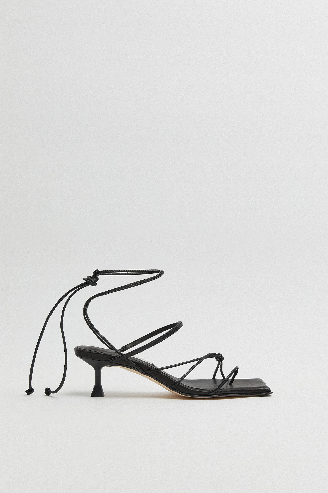 Miista-Mica-Black-Sandal-01