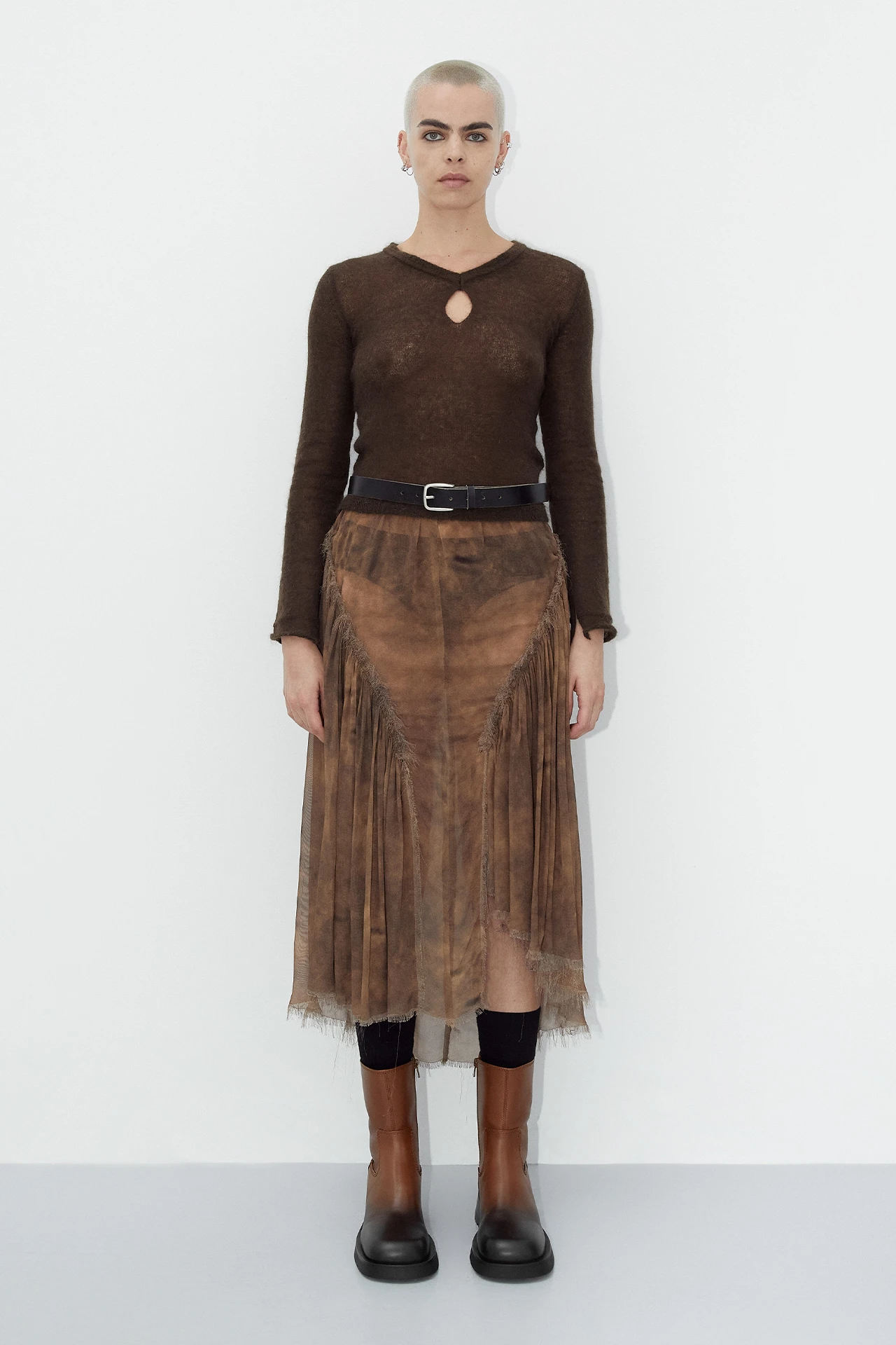 EC-e8-Yolanda-Brown-Black-Ankle-Boots-griselda-brown-skirt-annael-brown-top-04