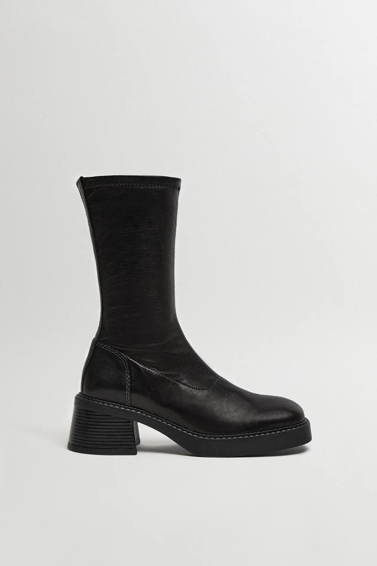 e8-Vero-black-strech-Boots-01