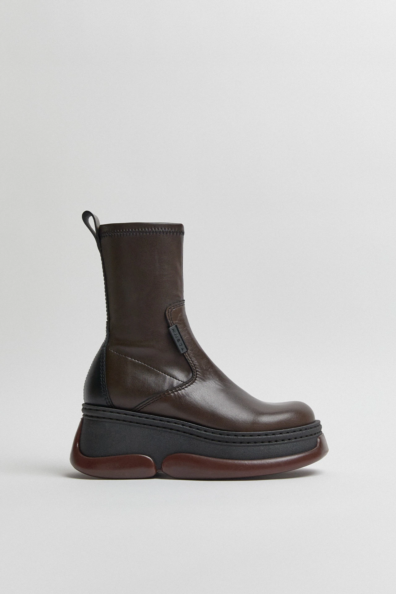 E8-kattrin-brown-boots-01