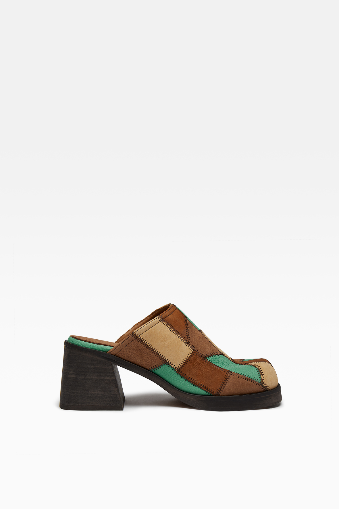 carolyn mule flats