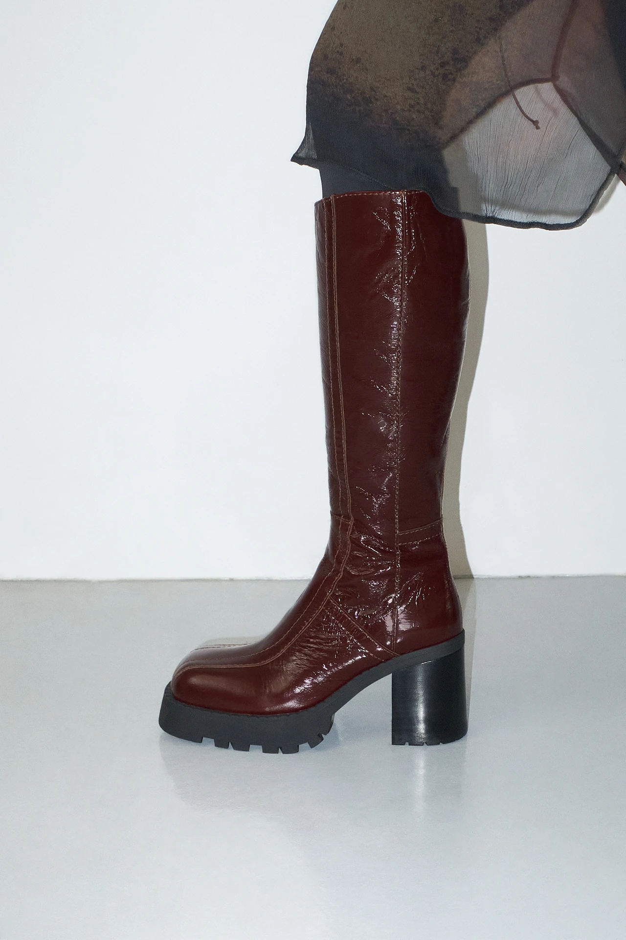 EC-E8-dulce-burgundy-boots-02