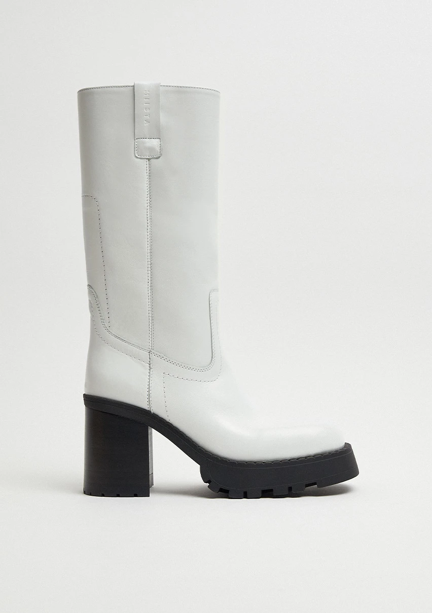 E8-Dionira-White-Tall-Boot-CP-1