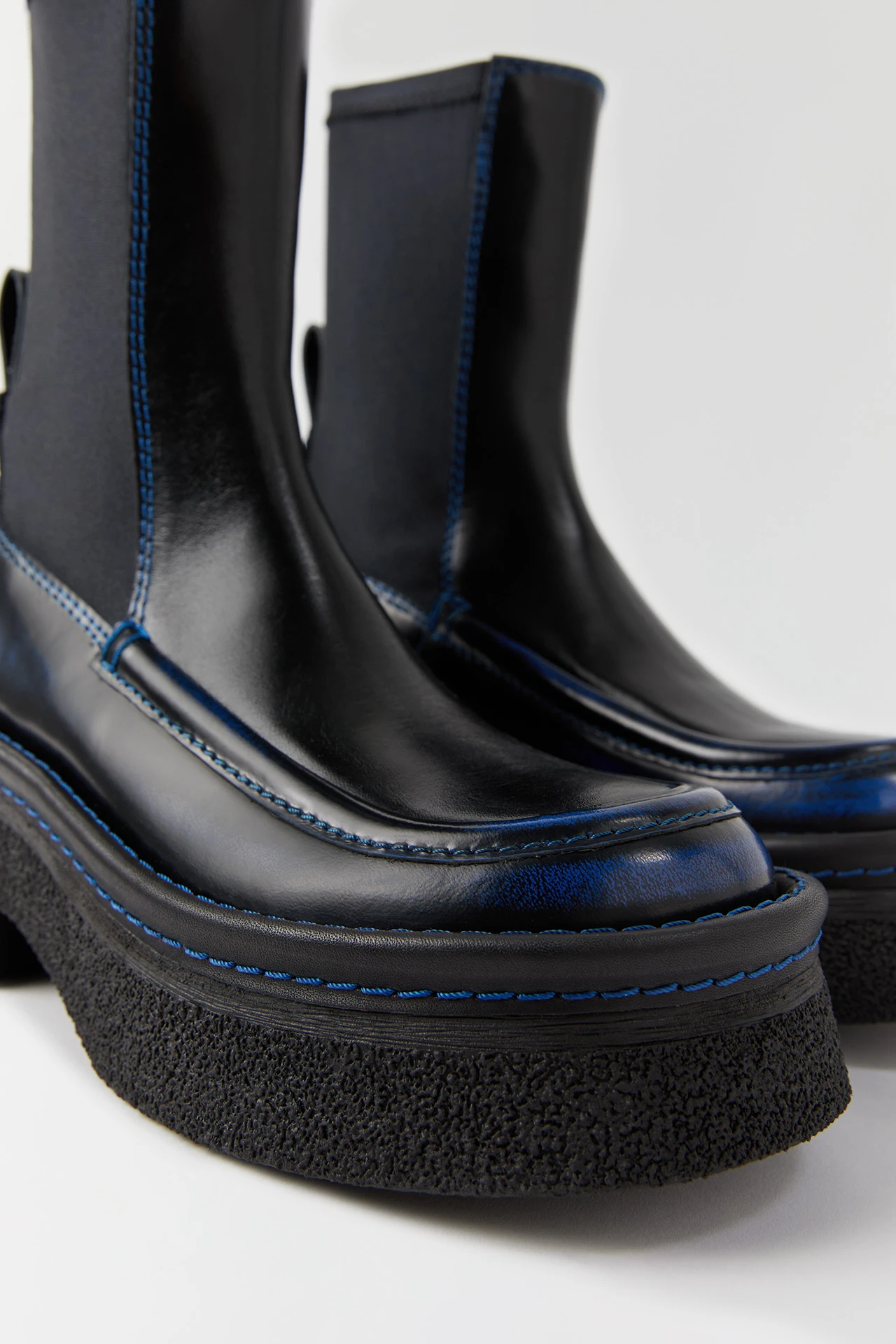 e8-amarah-blue-ankle-boots-05