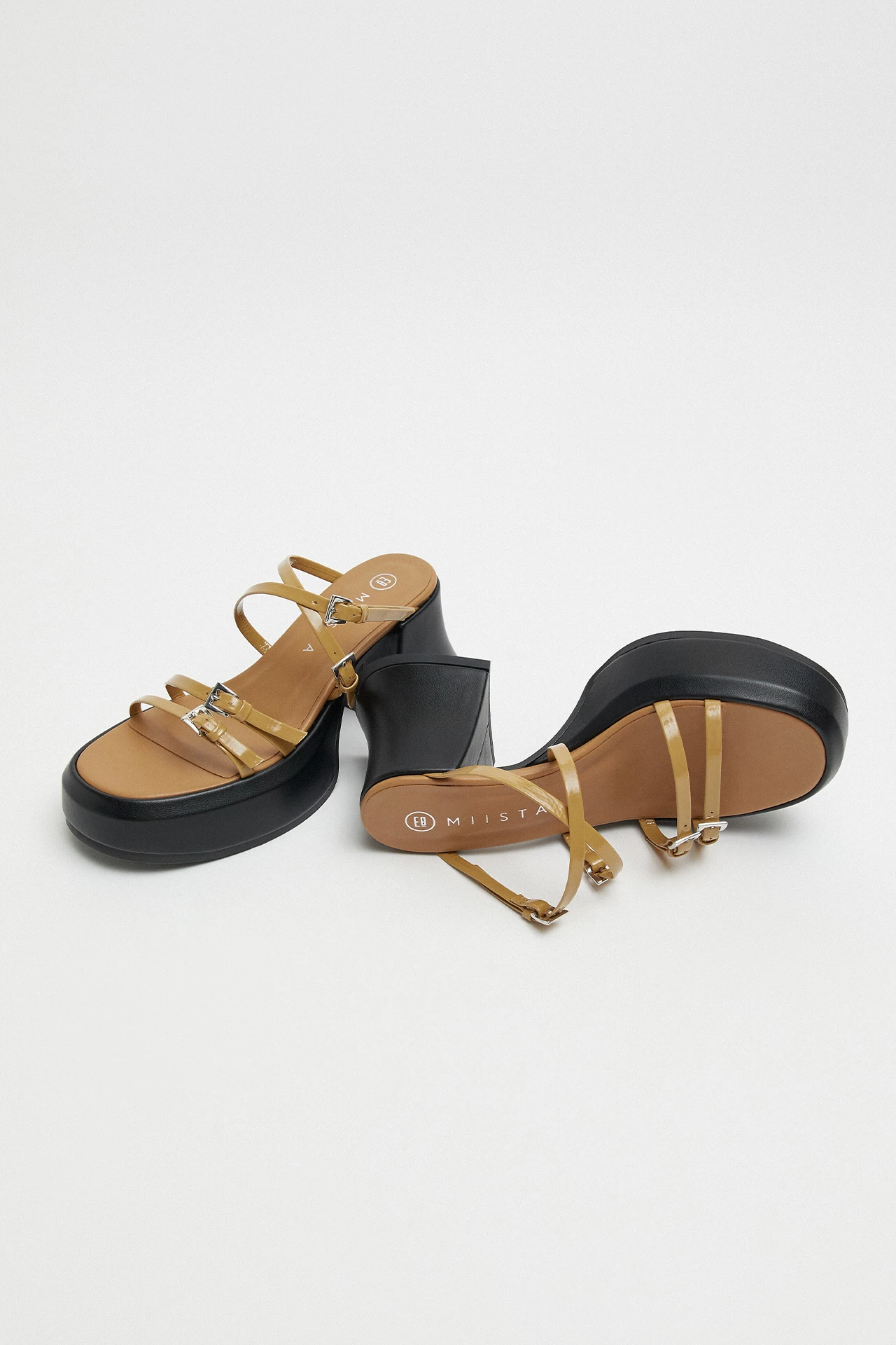 E8-Nara-Beige-Sandal-02