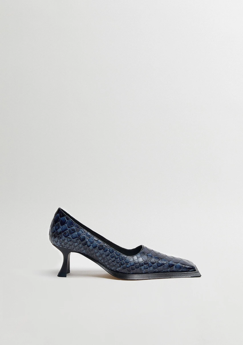 miista-Marith-Navy-Snake-Courts-cp-1