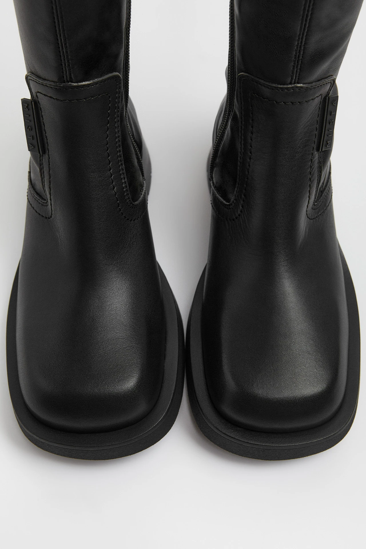 E8-new-oliana-black-ankle-boots-04