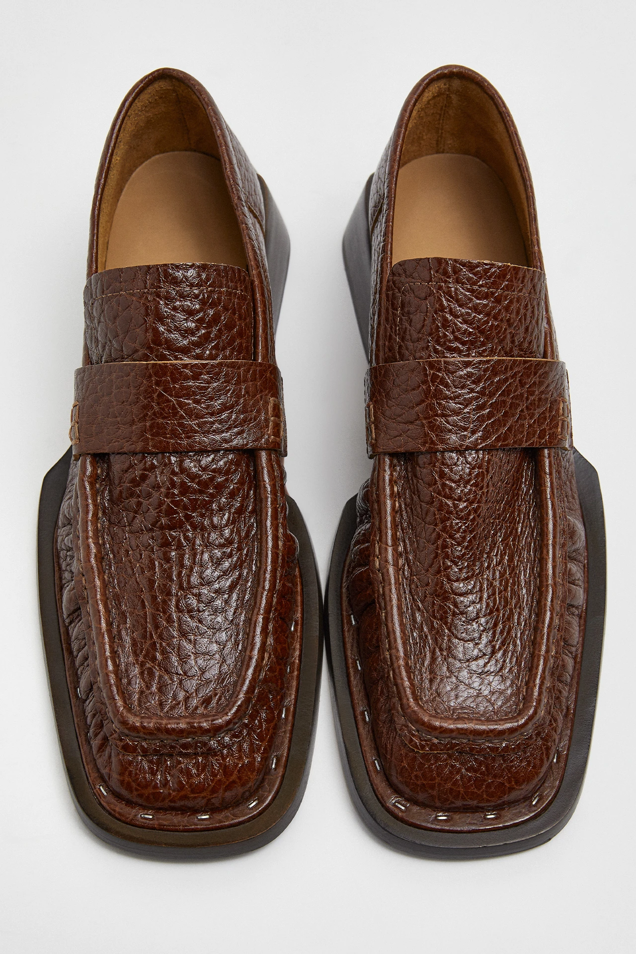 miista-Airi-Brown-Grain-Loafers-03