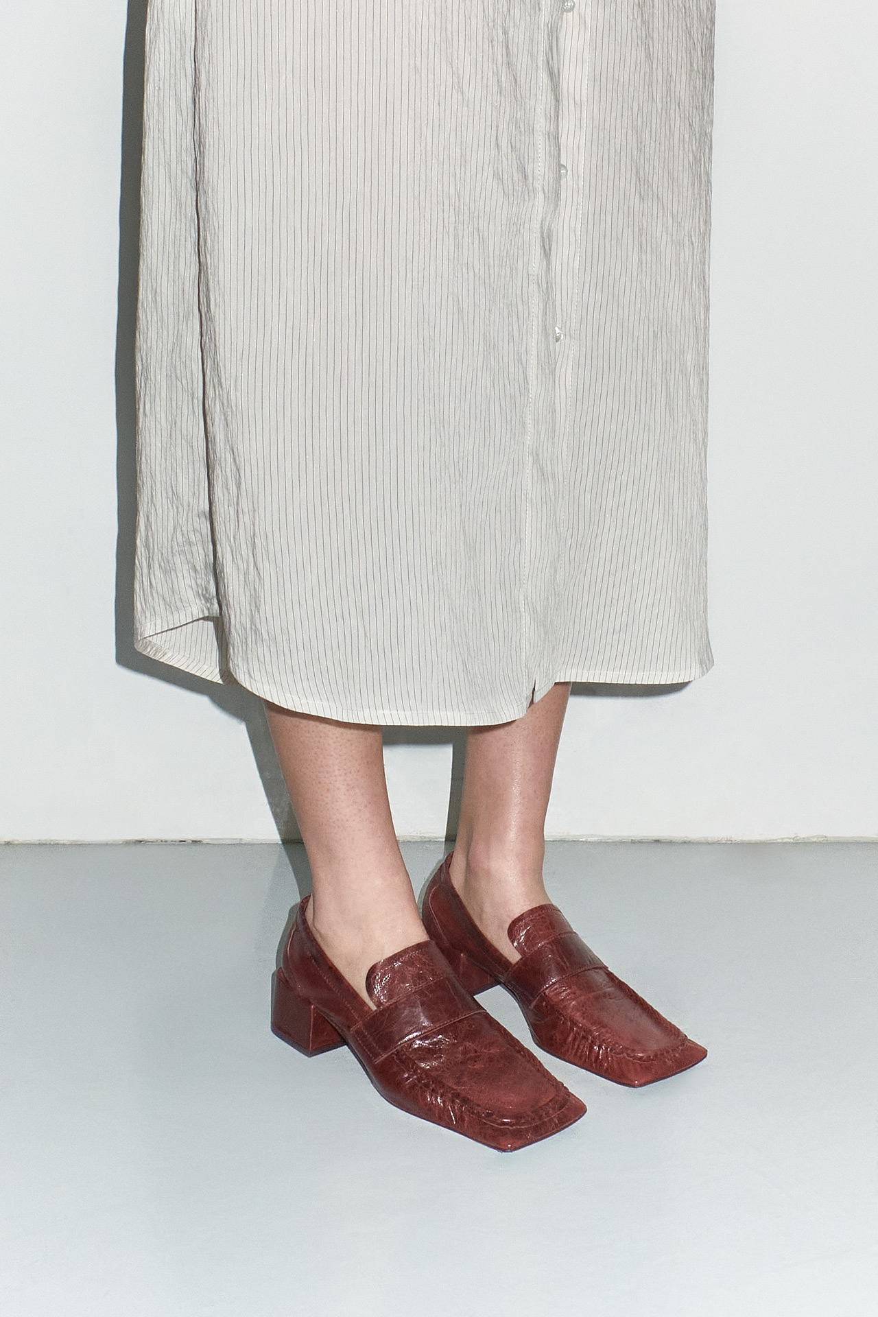 Serena Burgundy Loafers | Miista Europe | Made in Spain