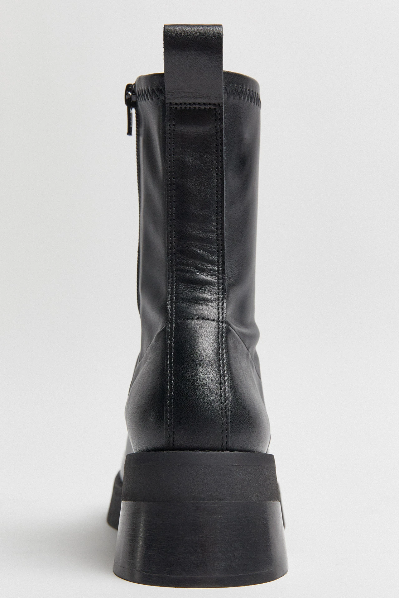 oliana black leather boots