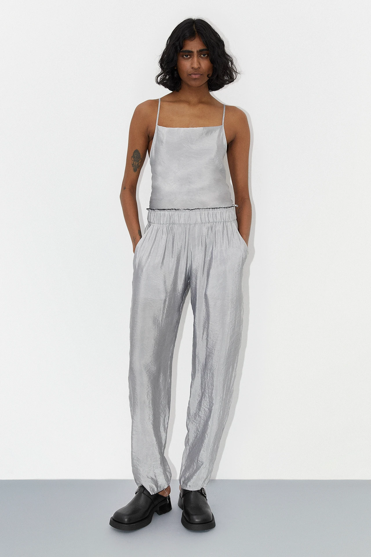 Total-aroa-black-buckled-mule-elisaveta-washed-grey-top-eriu-washed-grey-trousers-01