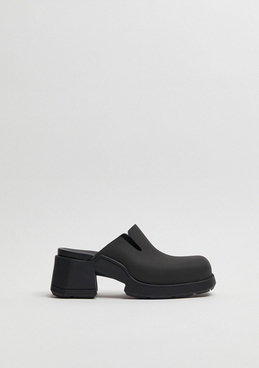 E8-blissa-black-mules-CP-1