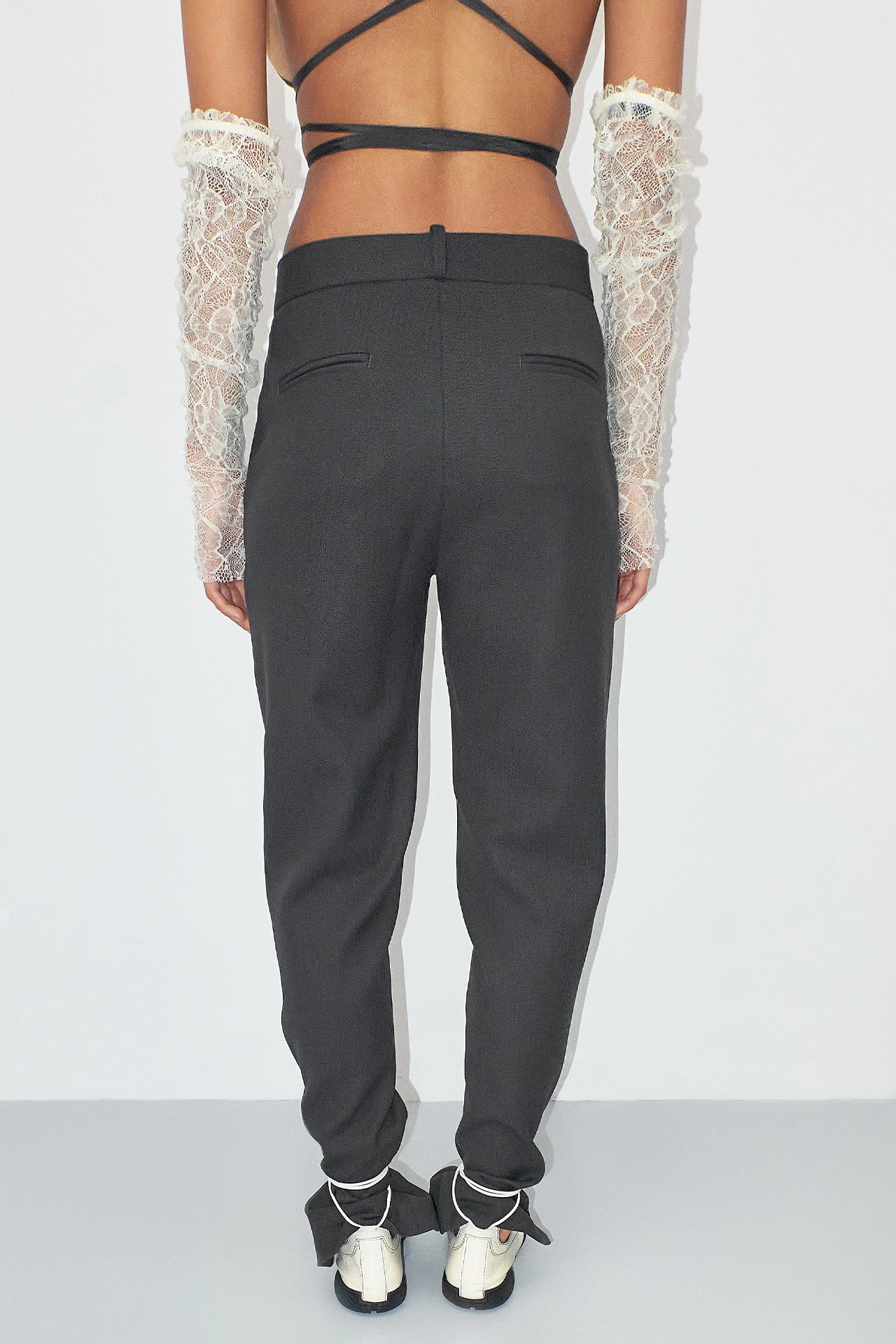 EC-miista-nela-grey-trousers-04