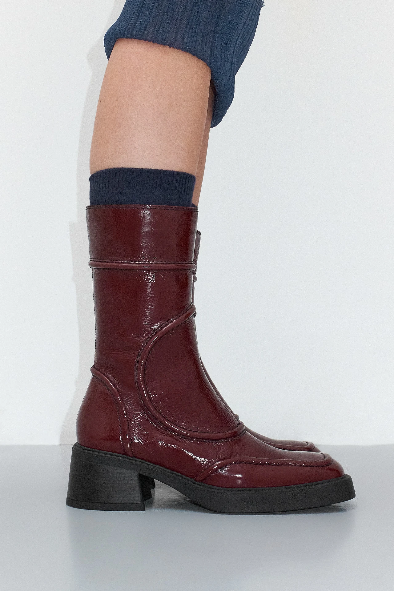 ec-e8-Malene-Burgundy-Ankle-Boots-04