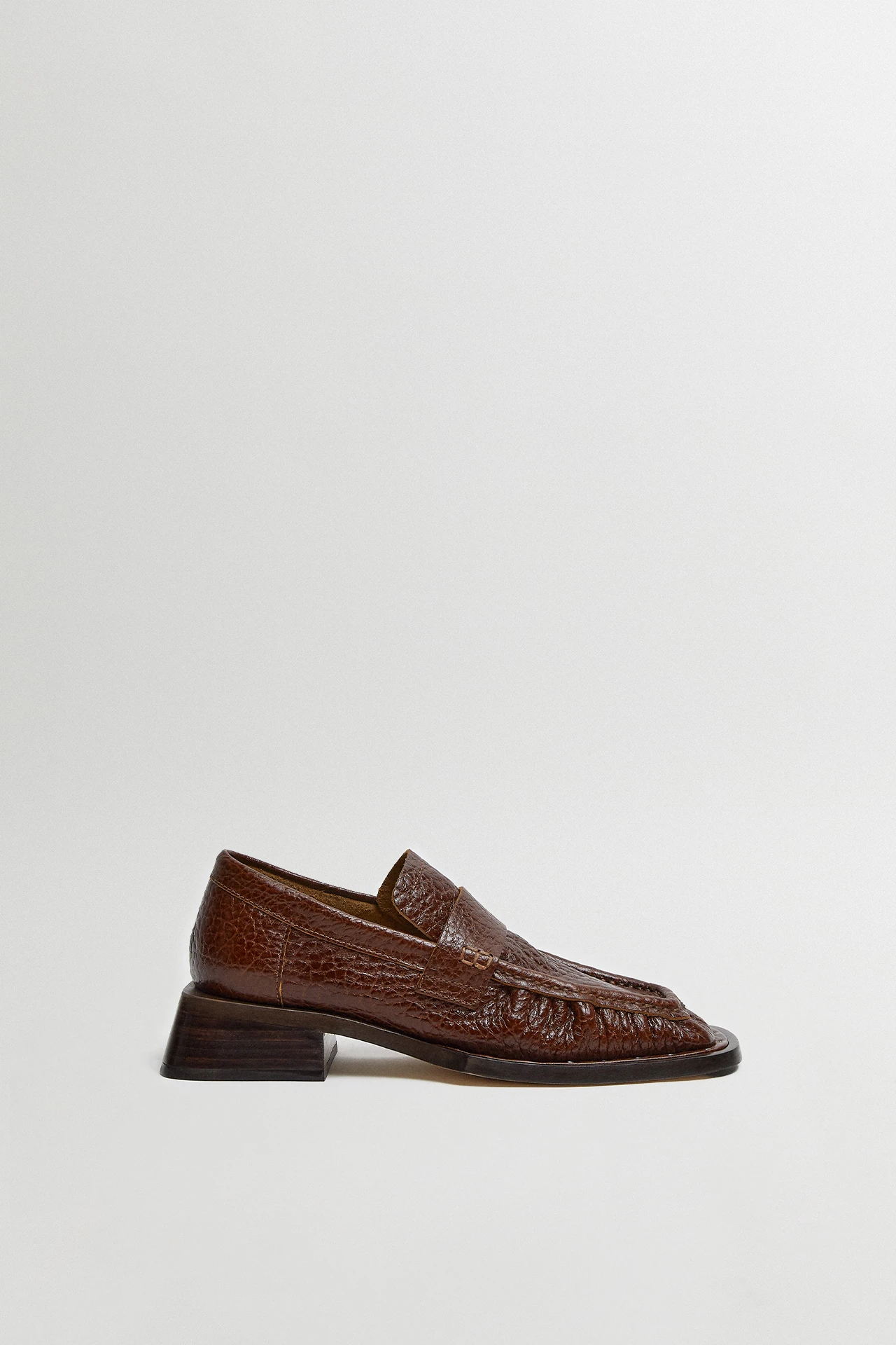 miista-Airi-Brown-Grain-Loafers-01