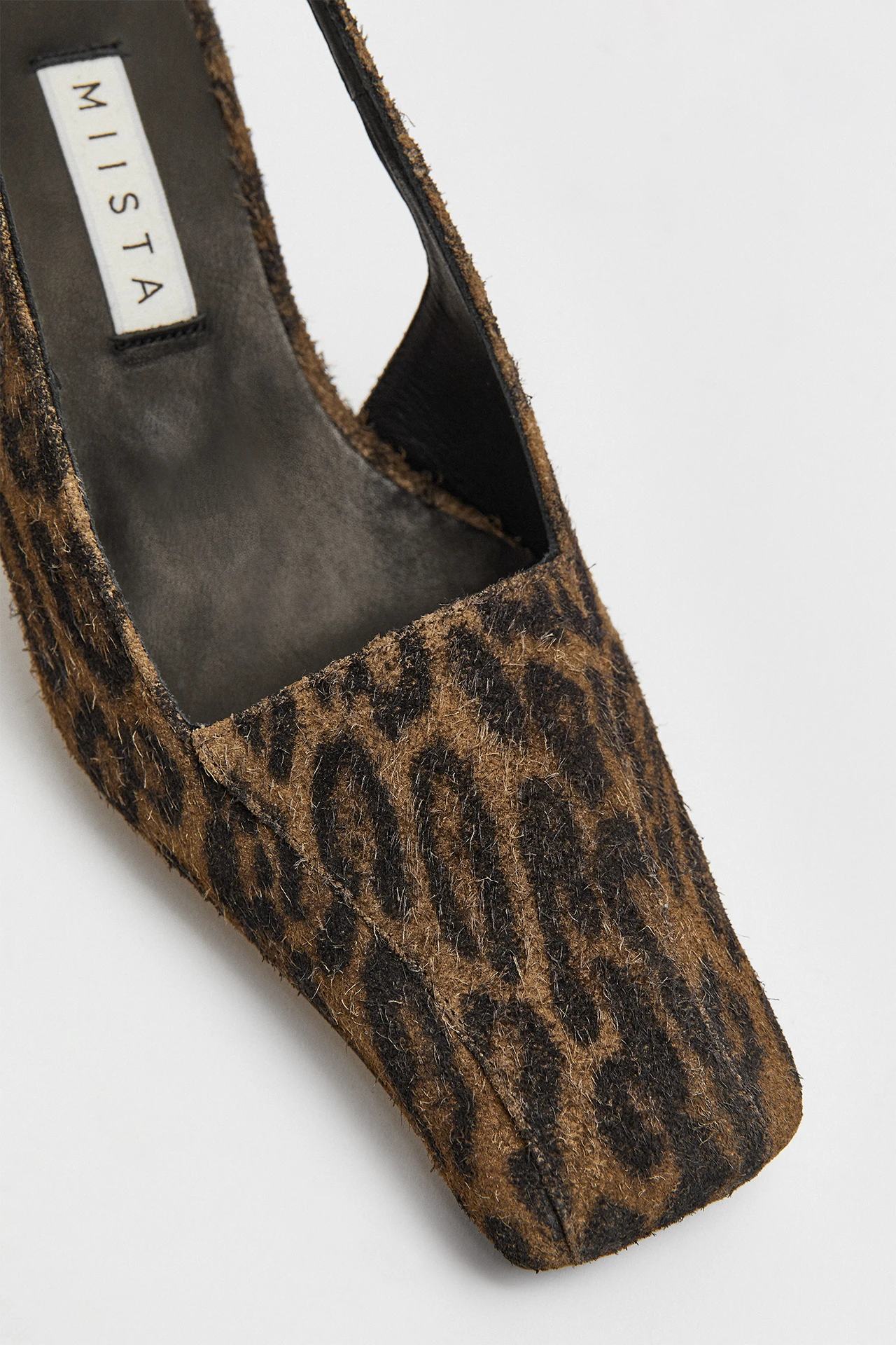 miista2-Adal-Animal-Print-Courts-04