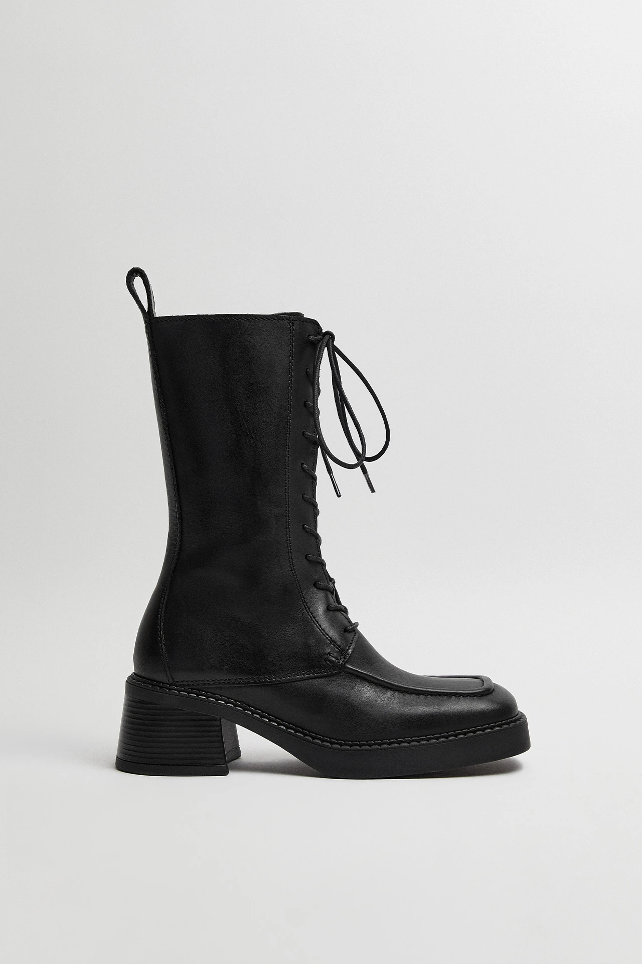 E8-agustina-black-brushed-boots-01