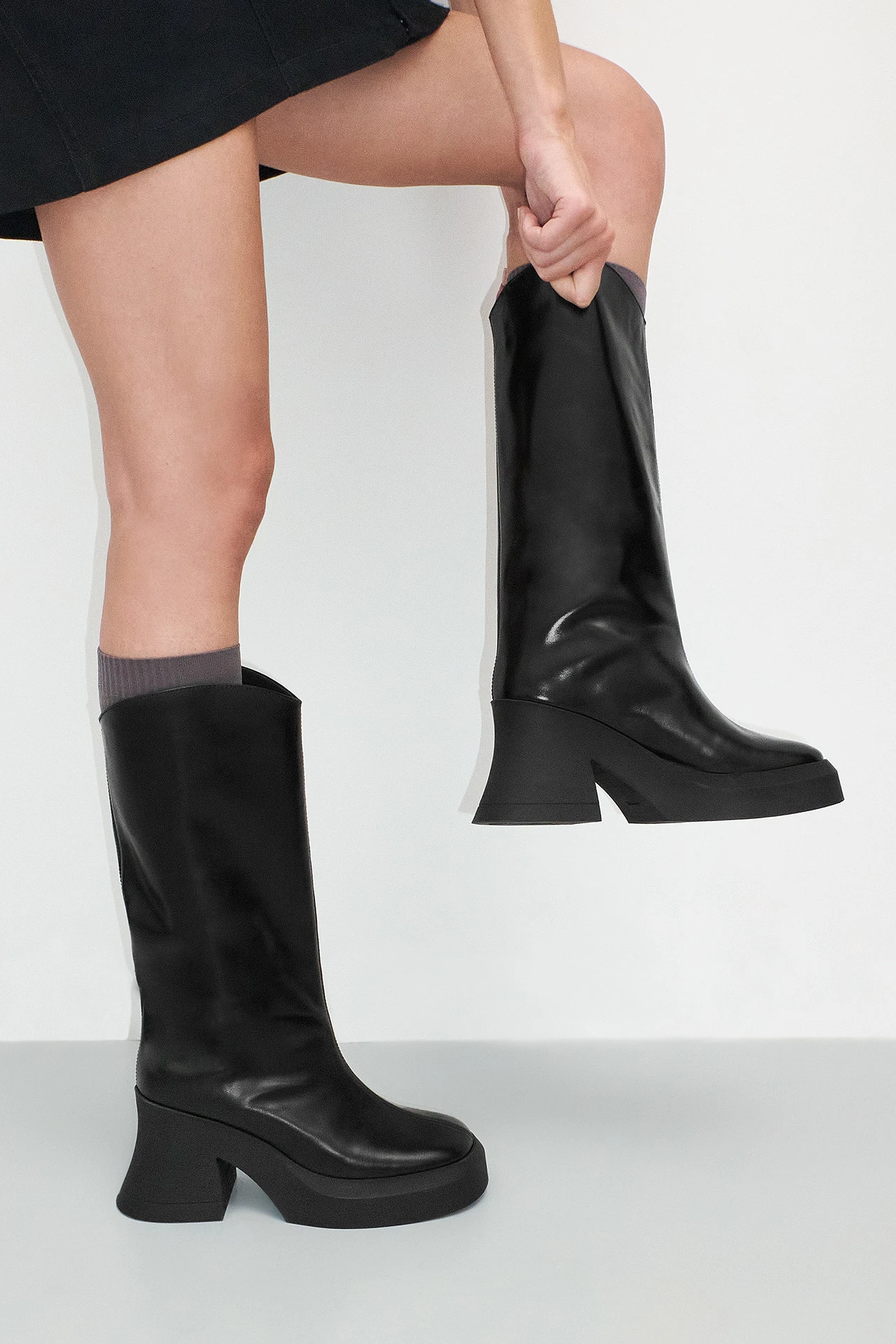 EC-E8-meike-black-boots-03