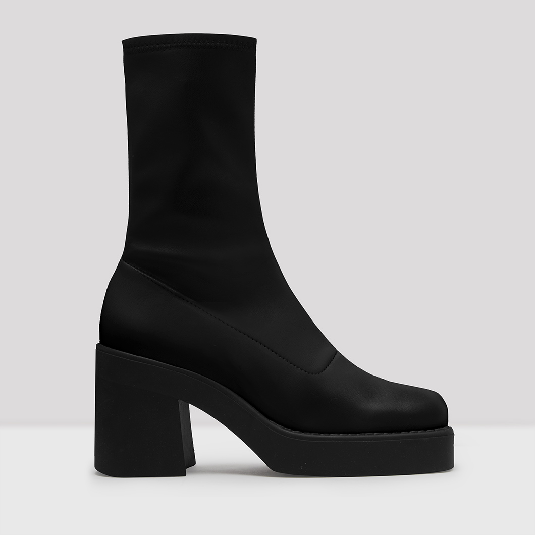 Noely Black Stretch Boots // E8 Shoes 