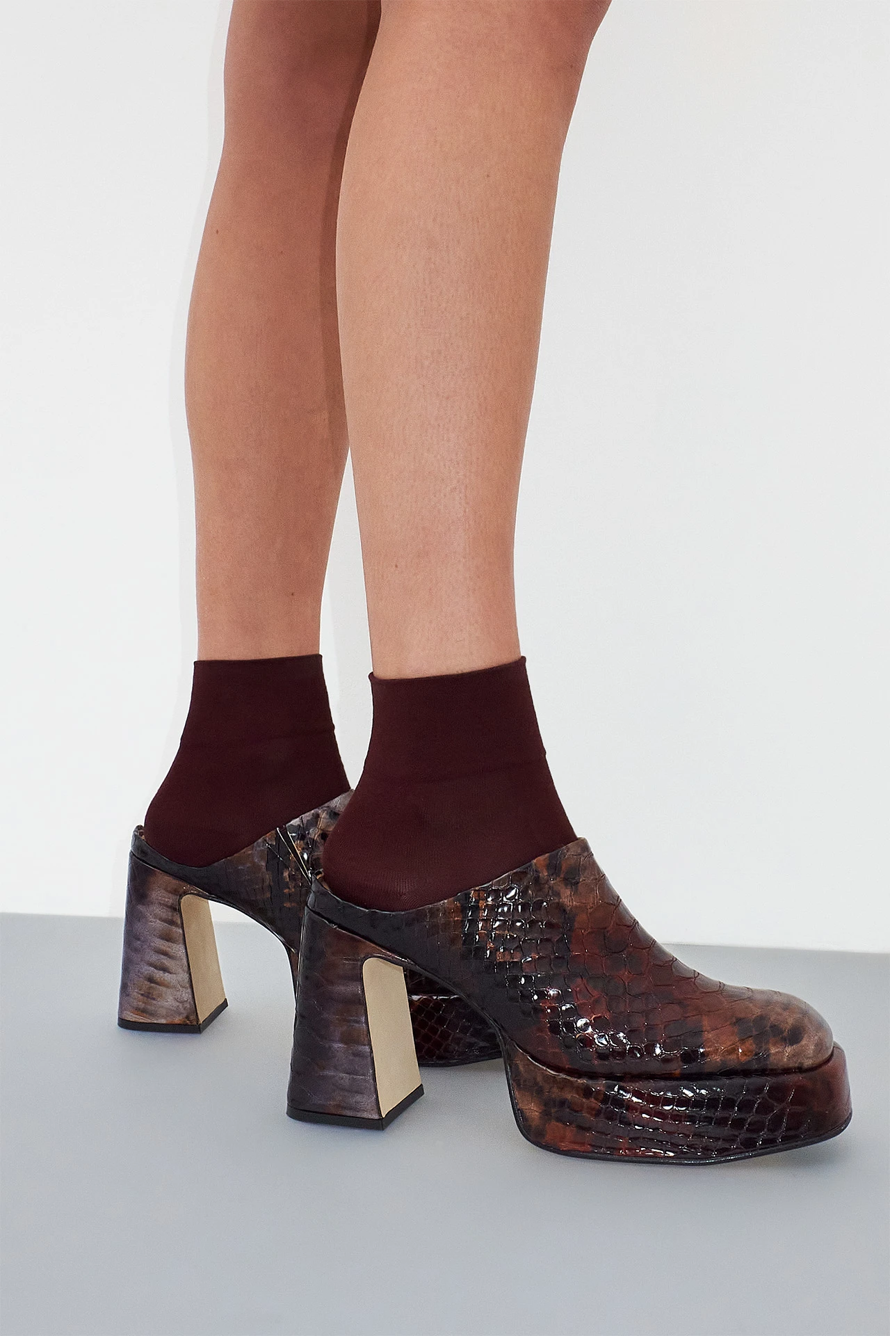 EC-miista-iben-brown-snake-mules-06