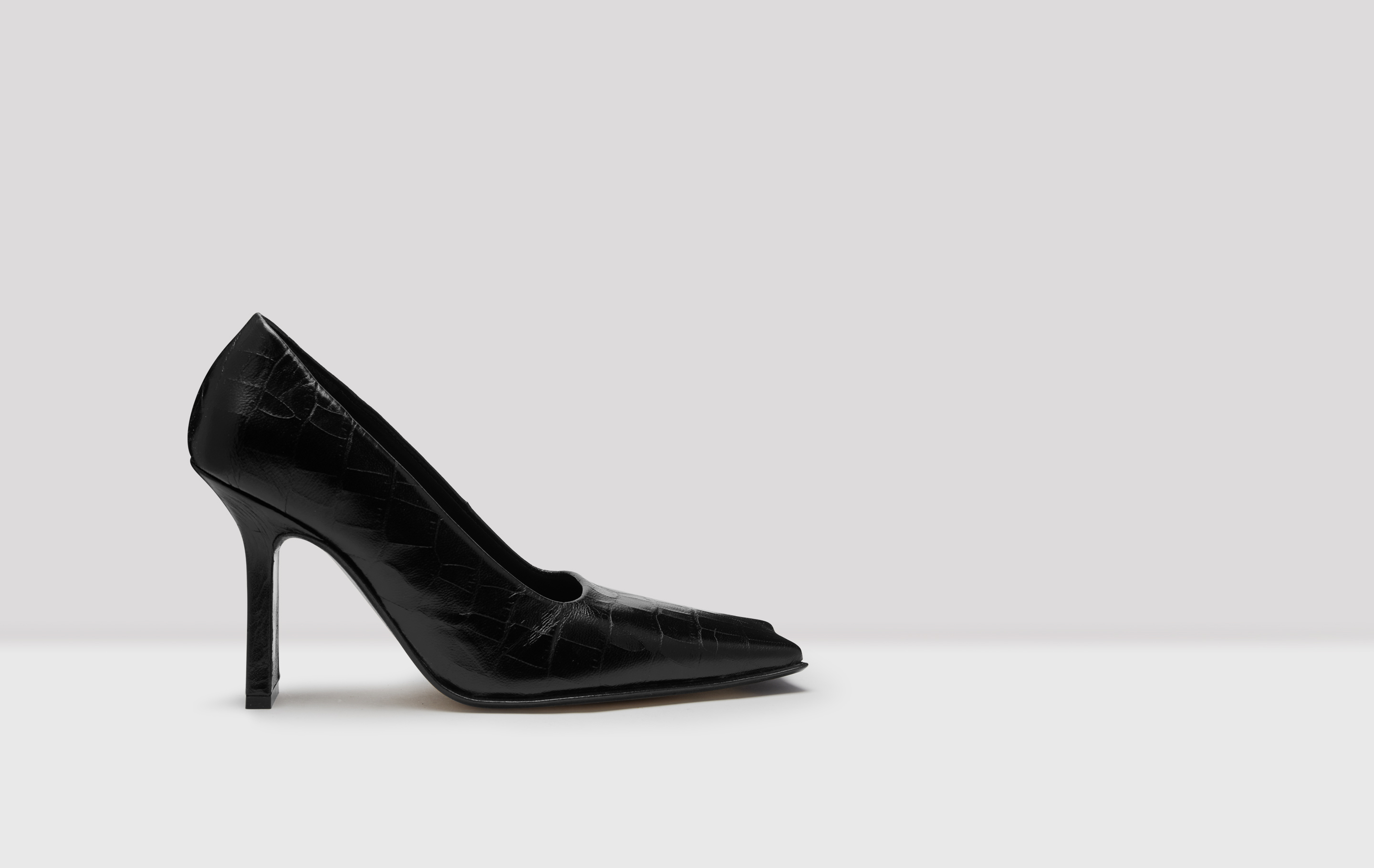 Memory foam court shoes Clearance