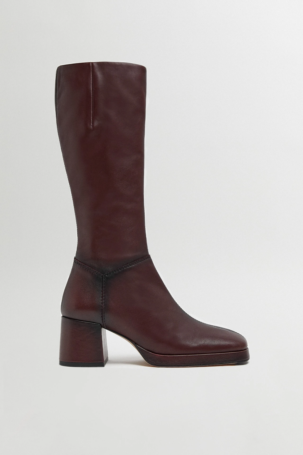 MIISTA-Maple-Brushed-Burgundy-Black-Boots-01