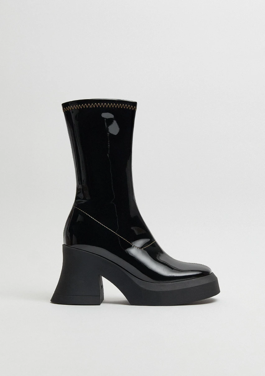 E8-Aura-Black-Stretch-Ankle-Boot-CP-1