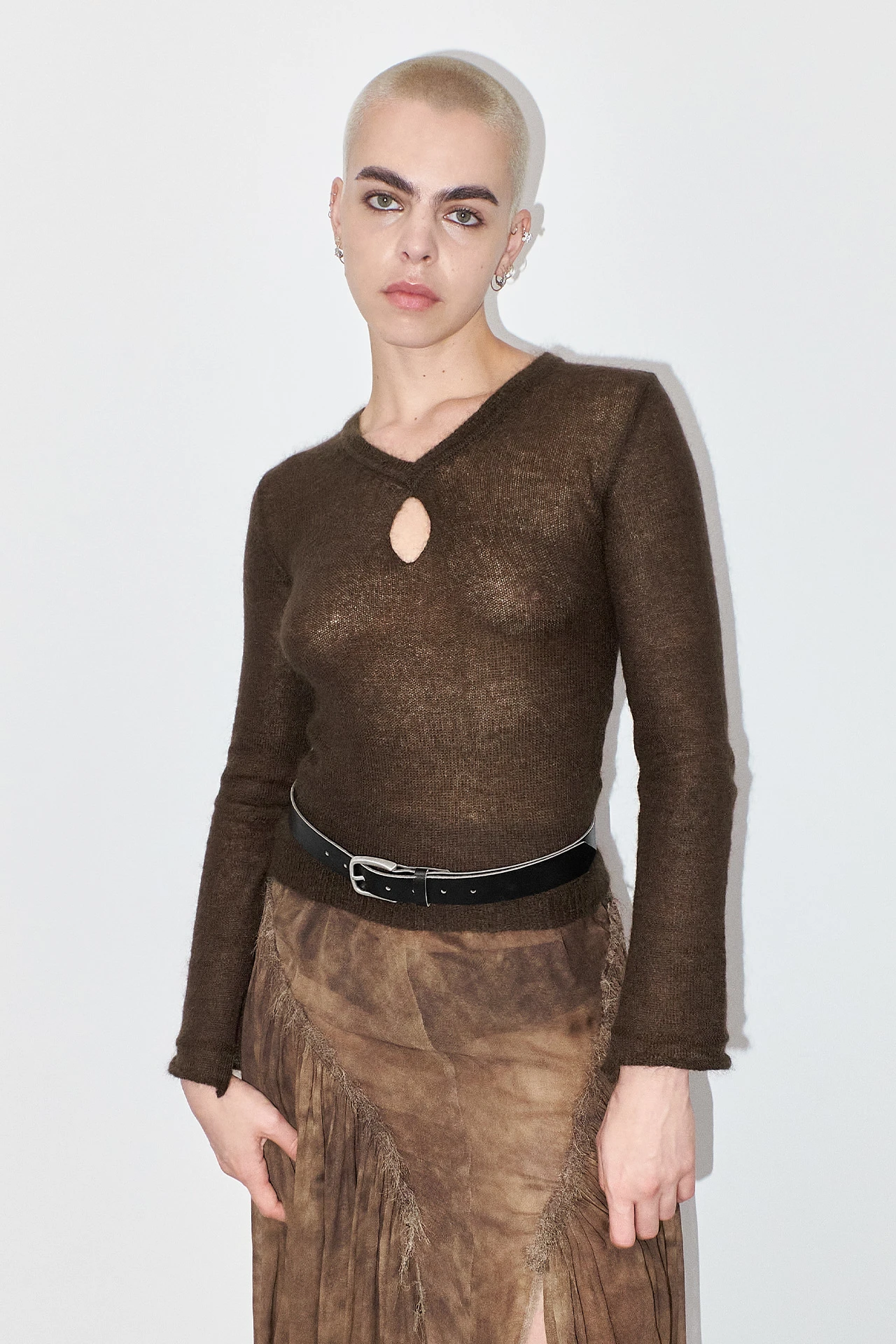 EC-miista-annael-brown-top-01