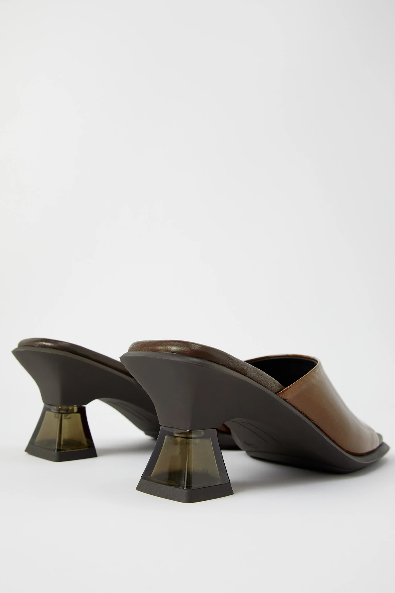 Miista-synthia-brown-sandals-02