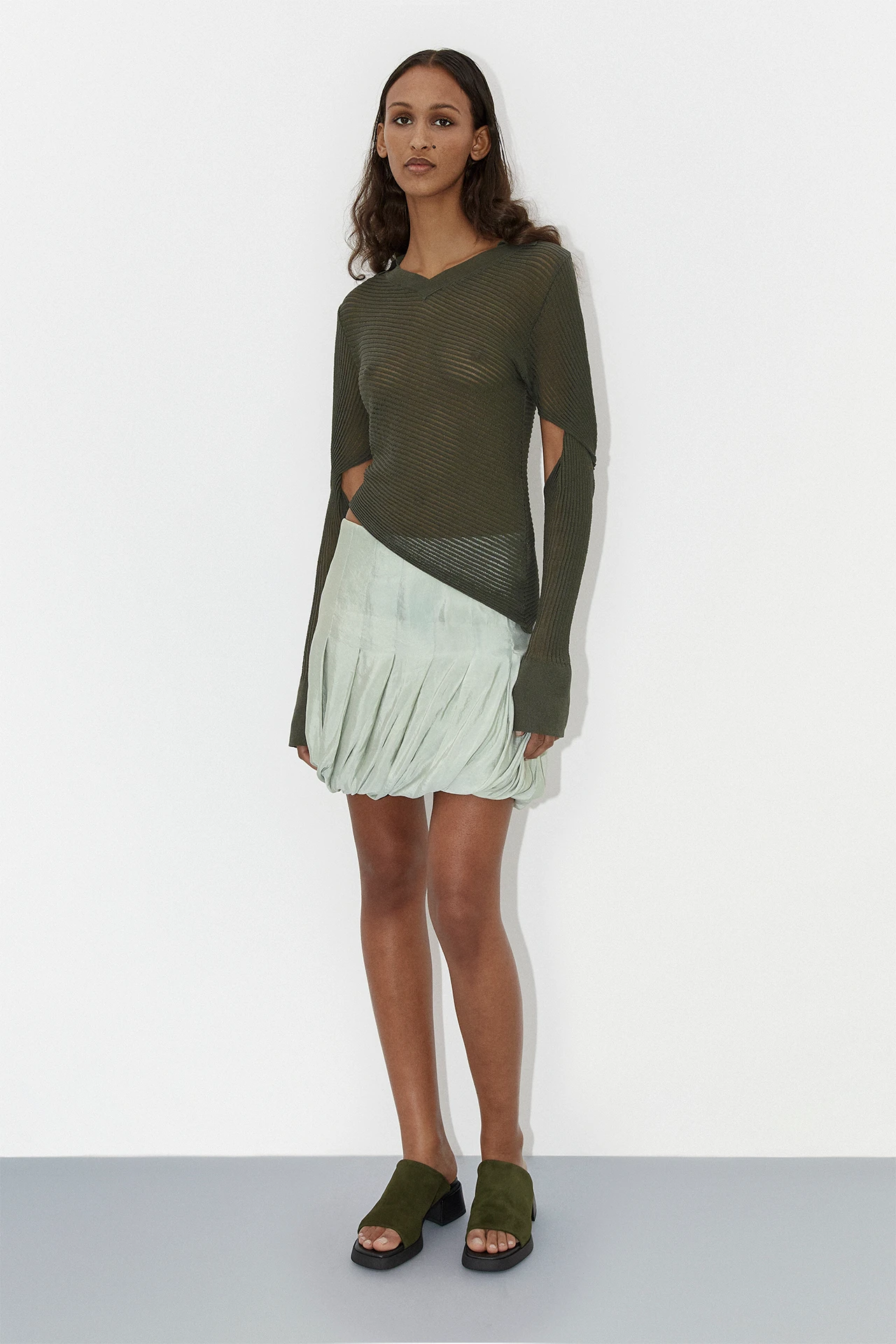 Total-zooey-khaki-mules-roisin-green-knit-top-thani-washed-mint-skirt-01