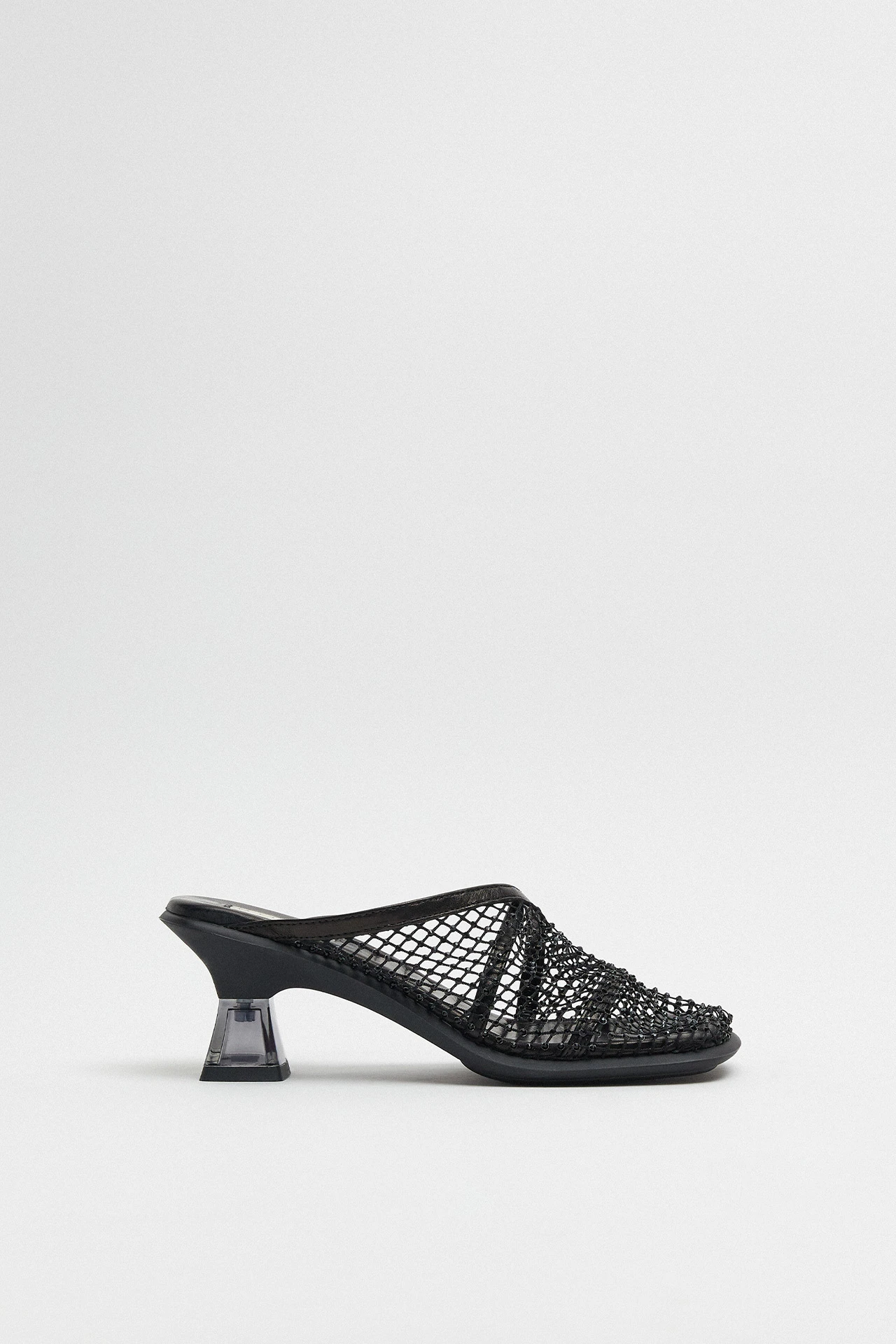 Miista-Isadora-Black-Mule-Sandals-01