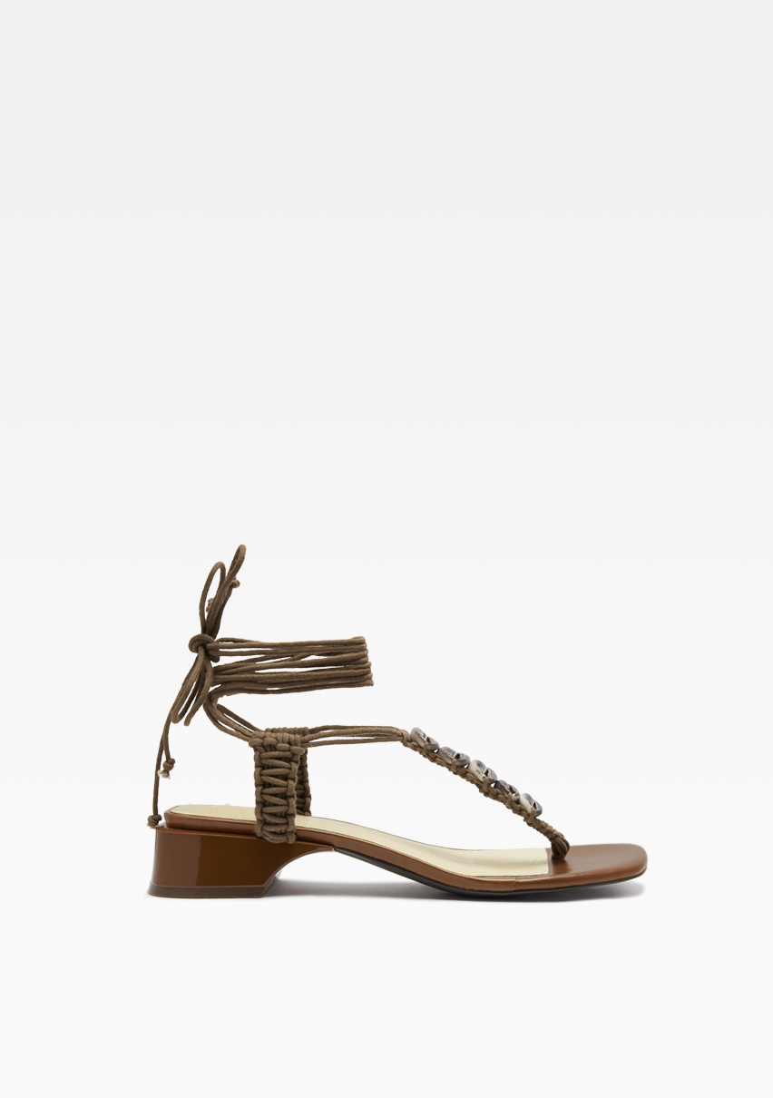 Paula Cream Sandals // E8 by Miista Shoes // Made in Portugal