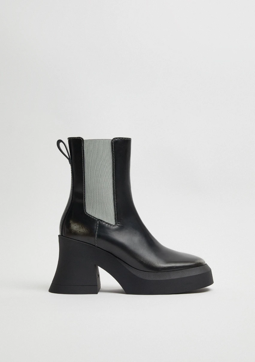 E8-analu-grey-ankle-boots-CP-1