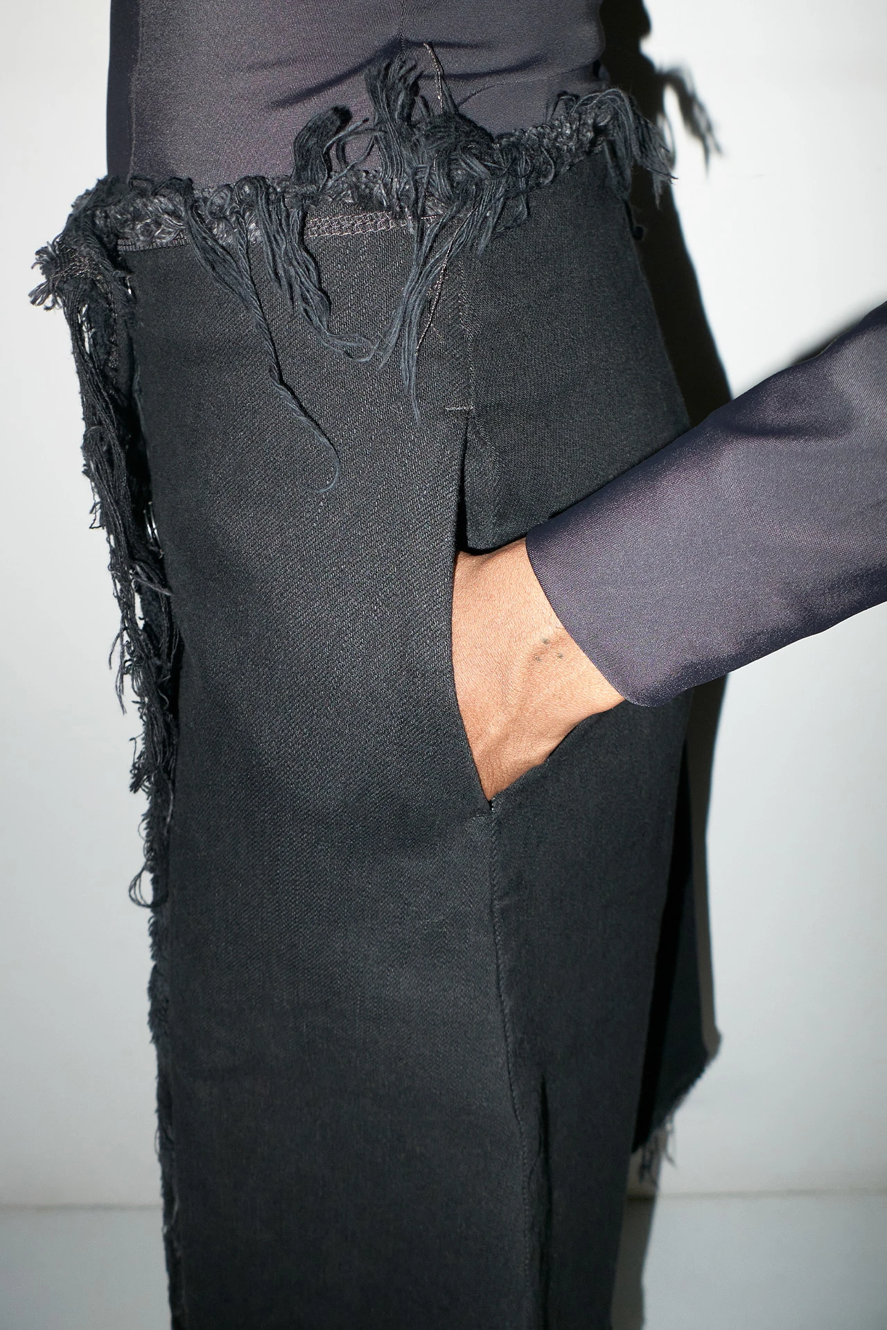 EC-miista-myra-black-denim-skirt-02