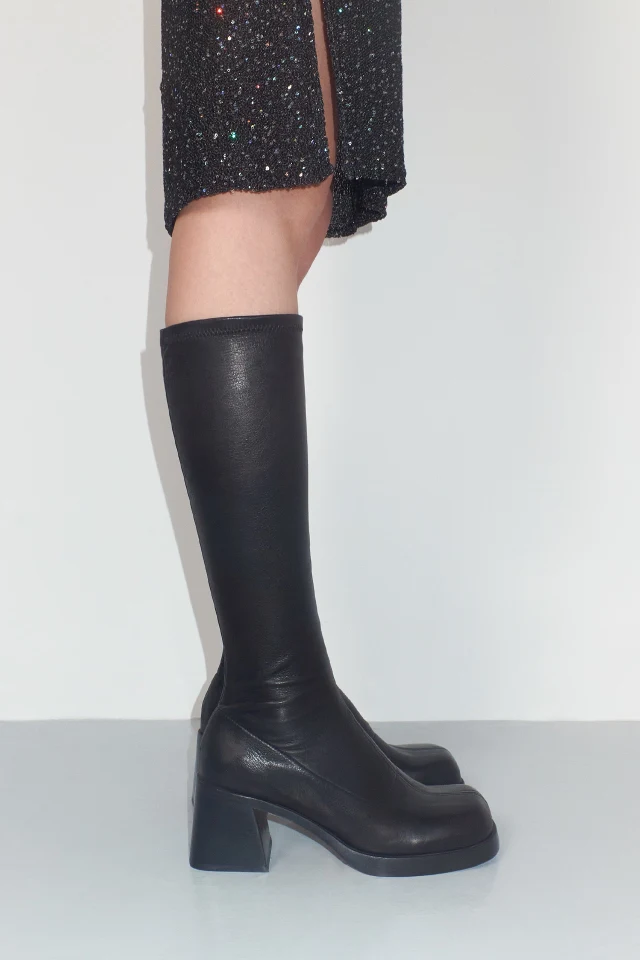 Hedy Black Boots // Miista Shoes // Made in Spain