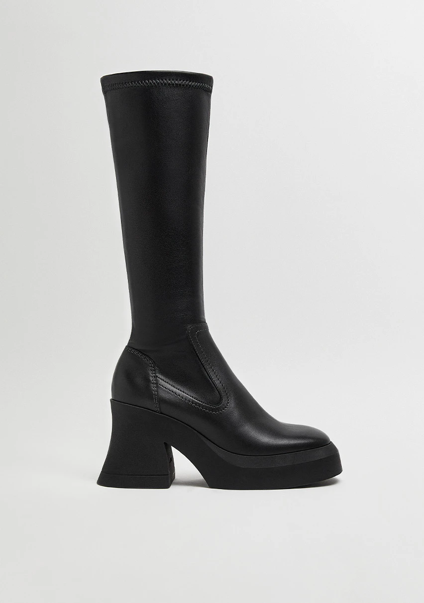 E8-birte-black-boots-CP-1