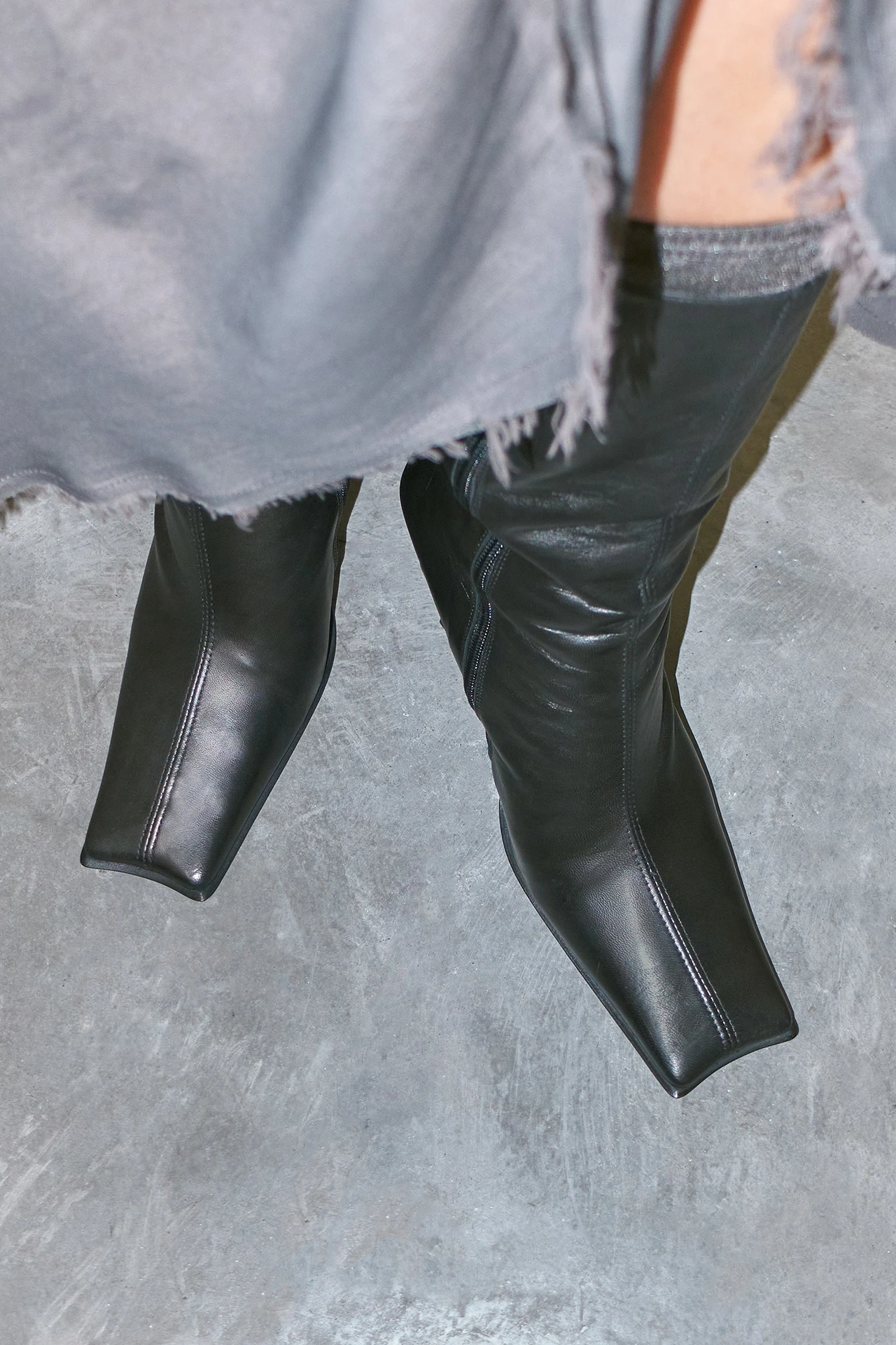 EC-miista-noor-black-boots-03